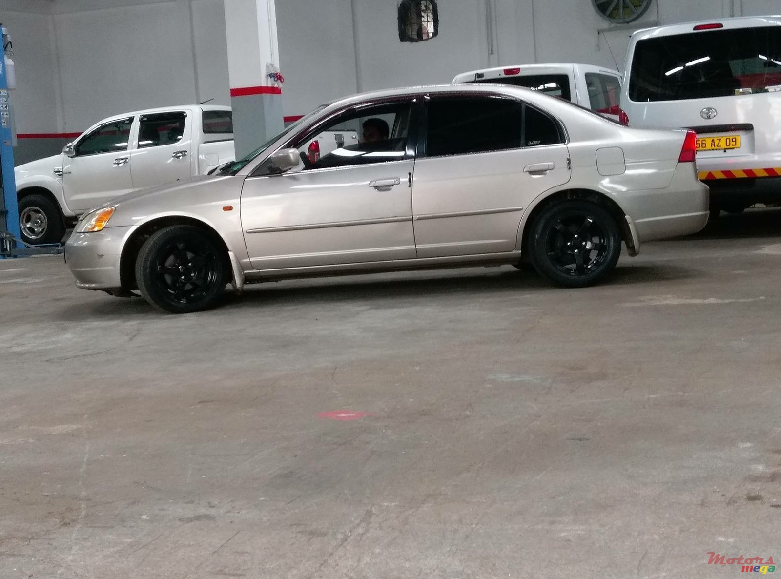 2001' Honda Civic Vtec engine photo #1