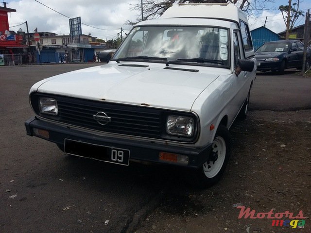 2009' Nissan Pickup photo #1