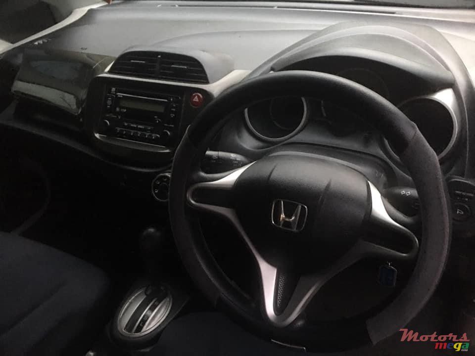 2009' Honda Fit photo #6