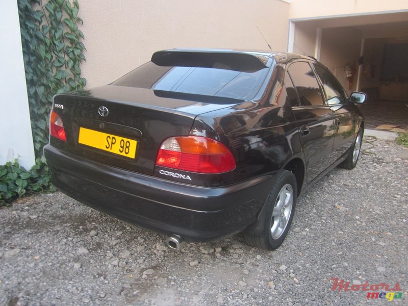 1998' Toyota Corona Avensis GLI photo #2