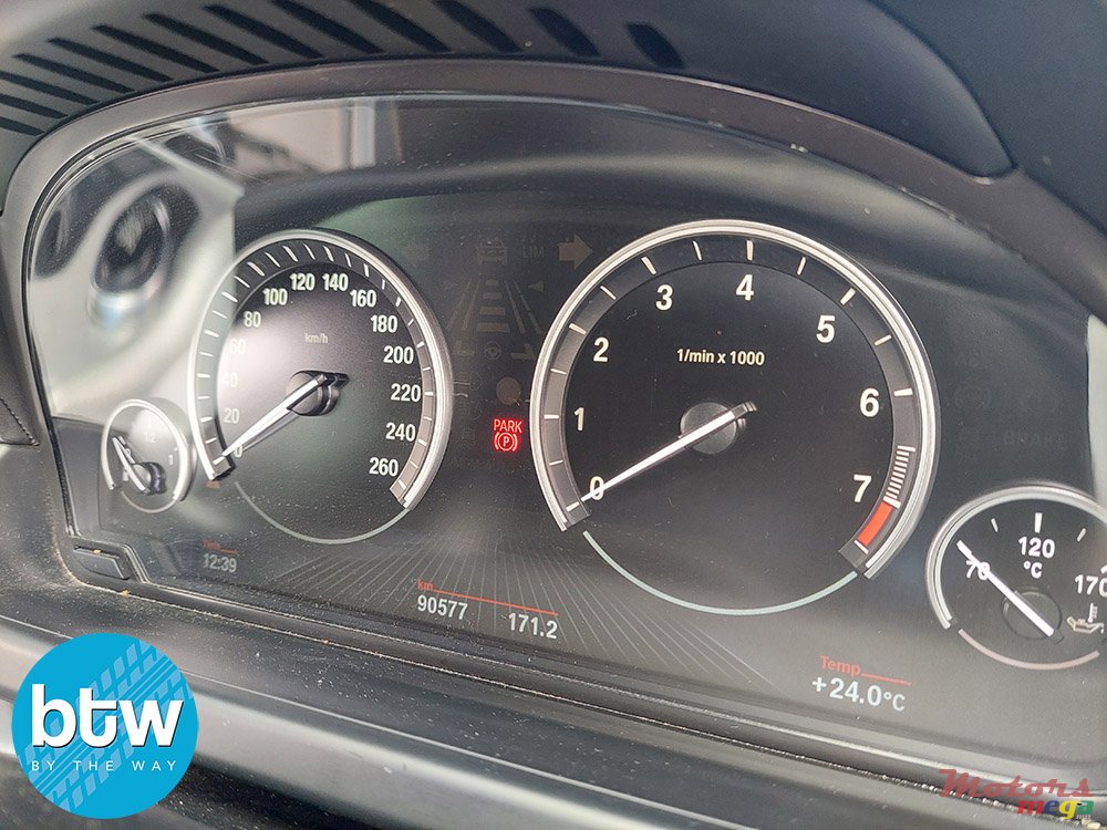 2015' BMW 6 Series photo #7