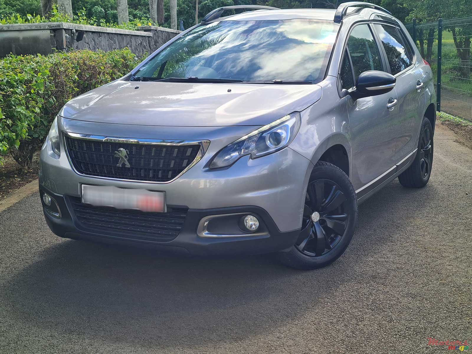 2019' Peugeot 2008 1.2T Puretech photo #1