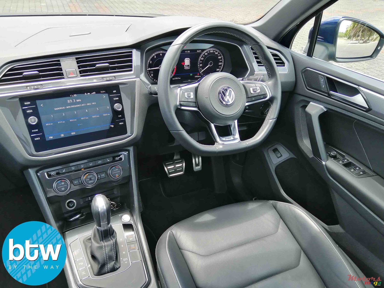 2018' Volkswagen Tiguan RLine TSI photo #6