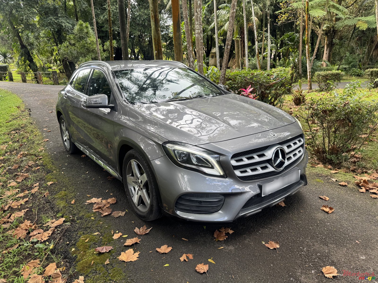 2018' Mercedes-Benz GLA 200 GLA200 photo #1