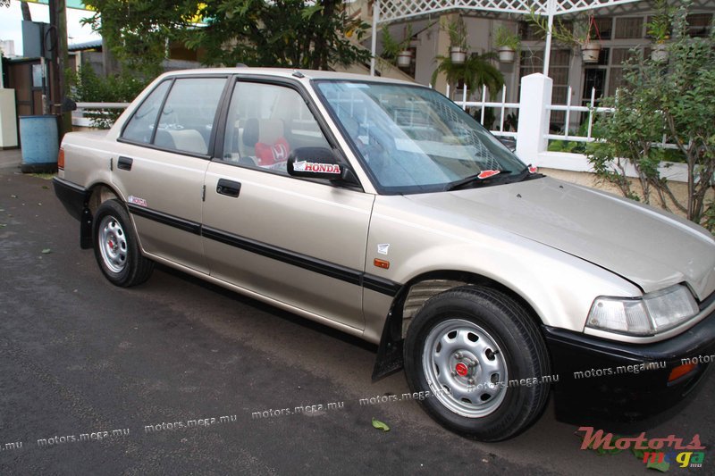 1989' Honda Serie DC  photo #2