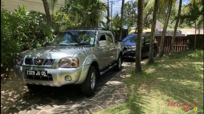 2005' Nissan Hardbody predator photo #4