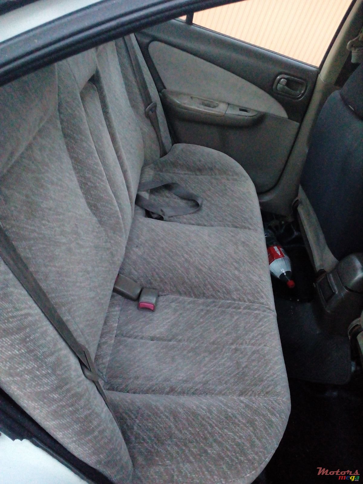 2002' Nissan Sunny photo #3