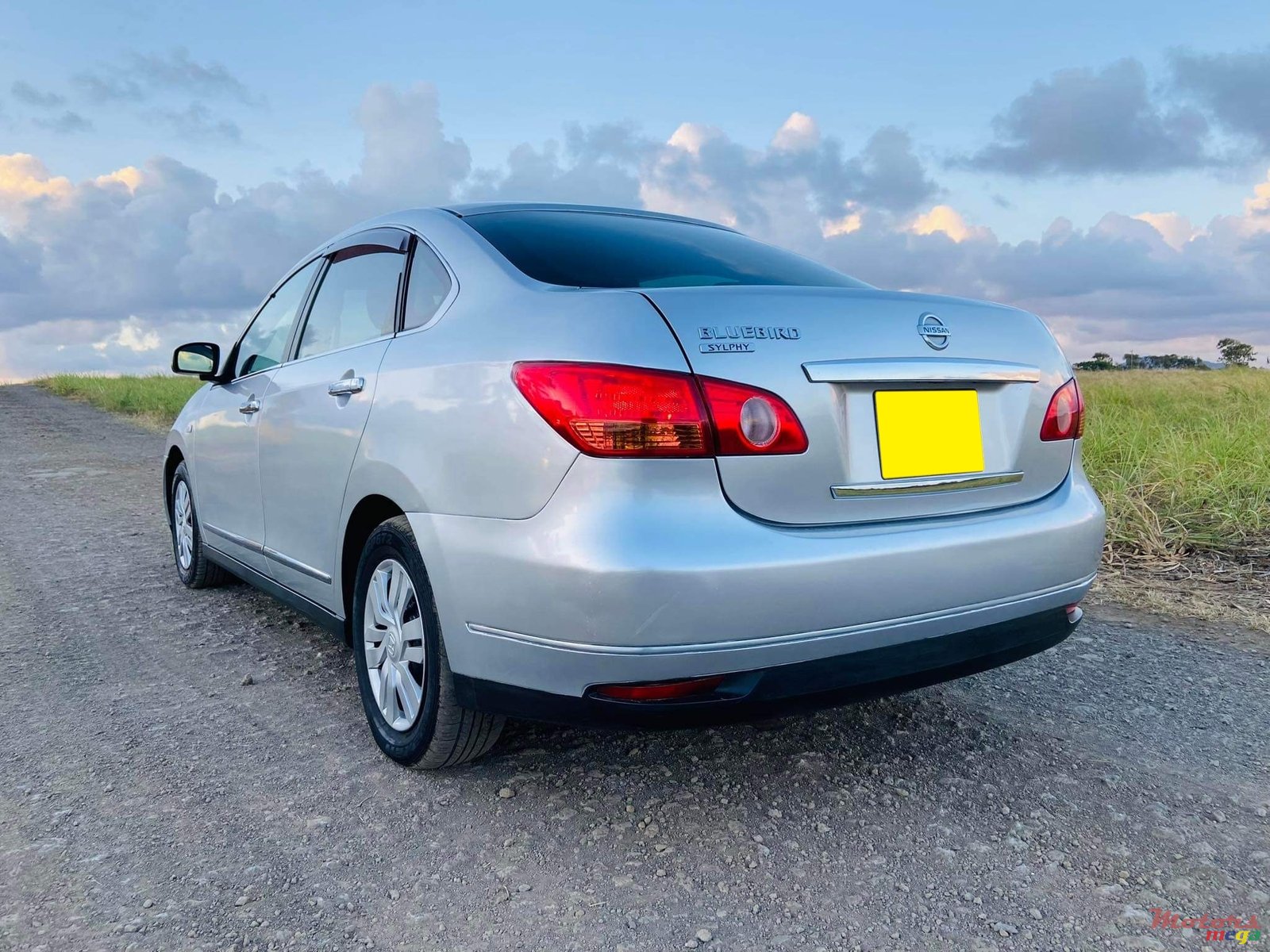 2007' Nissan Bluebird Slyphy photo #4