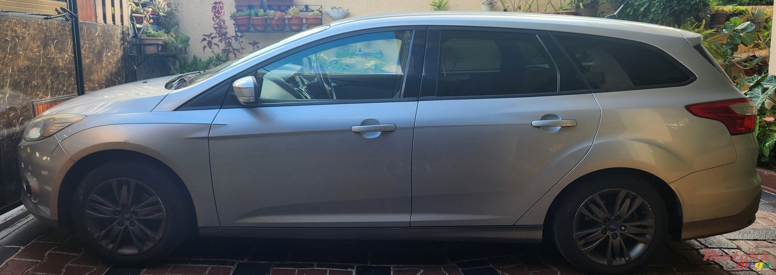 2012' Ford Focus photo #3