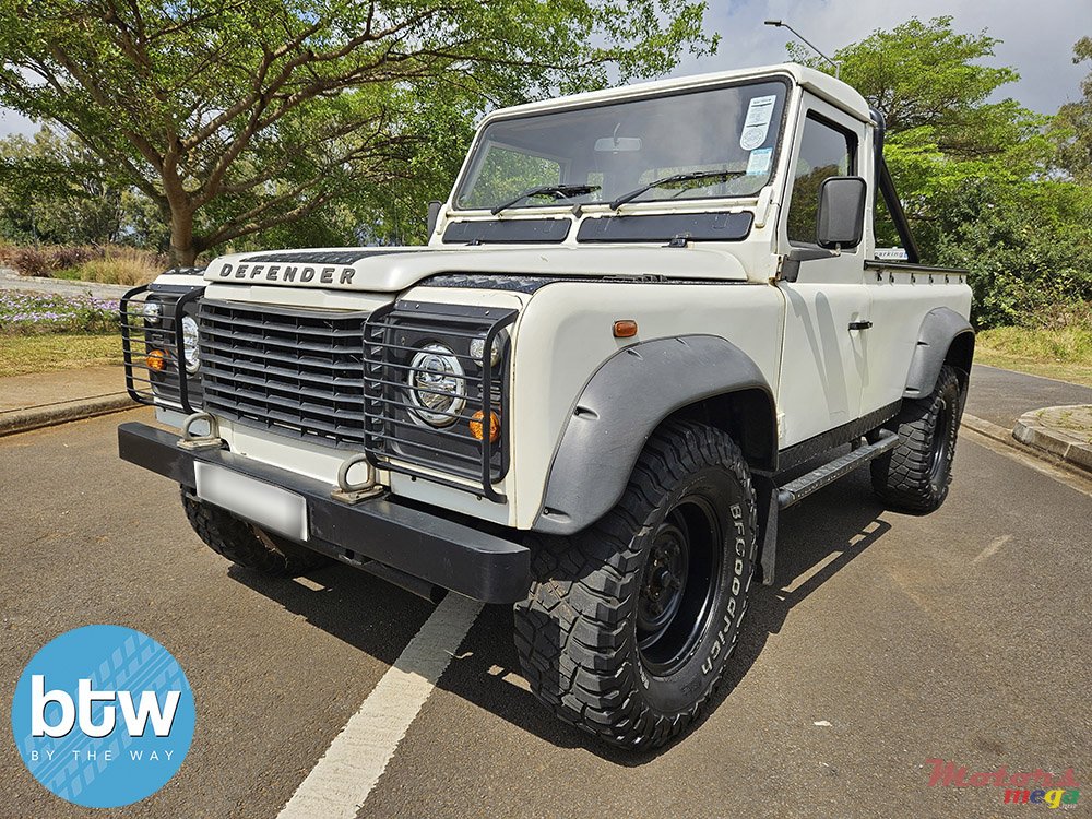 1997' Land Rover Defender 110 photo #2