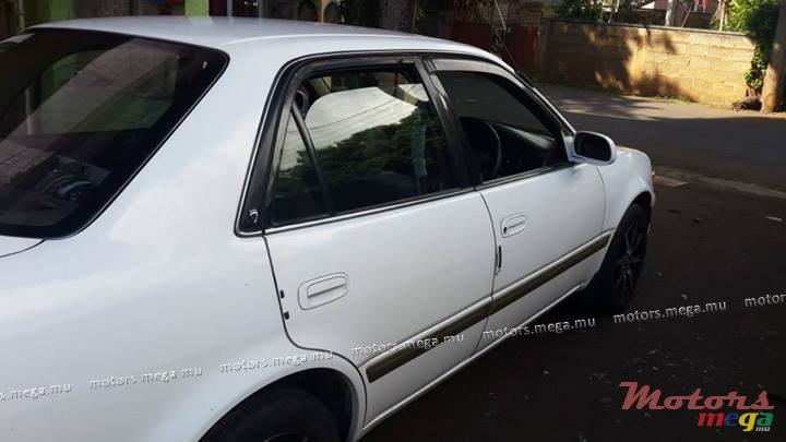 1995' Toyota EE 111 photo #3