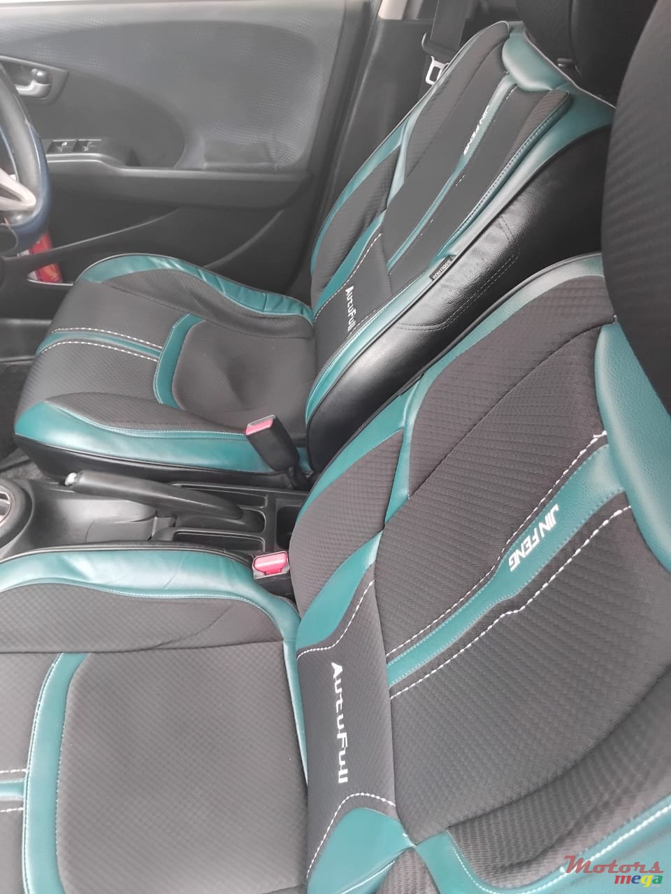 2012' Honda Fit photo #4