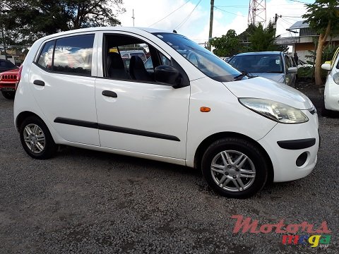 2010' Hyundai i10 photo #1