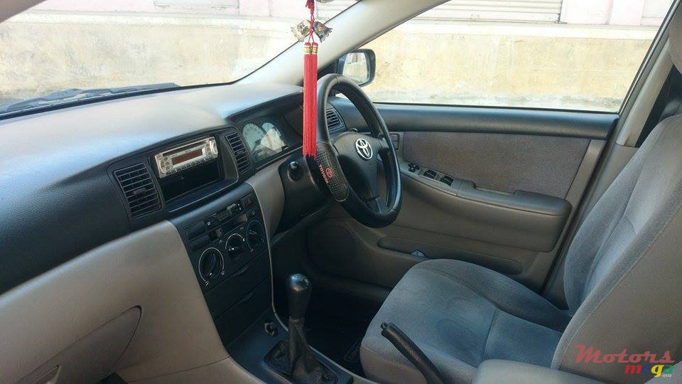 2002' Toyota Corolla photo #3