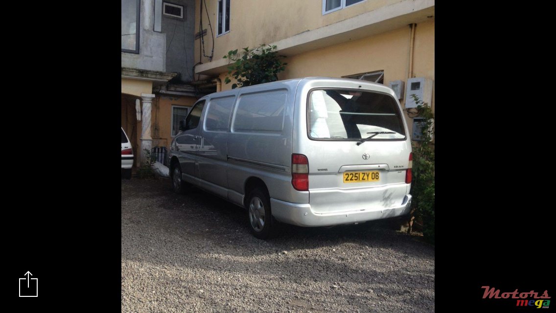 2008' Toyota HiAce photo #6