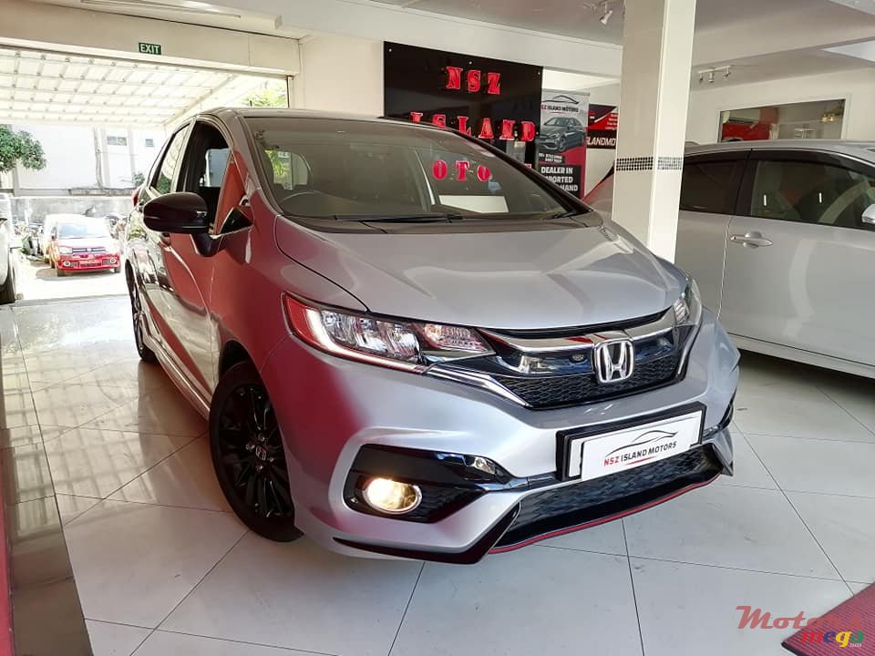 2018' Honda Jazz photo #1