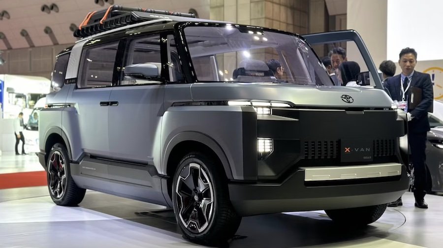 Toyota X-Van Gear Concept