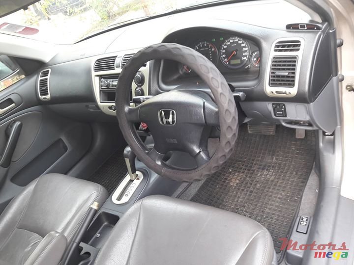 2001' Honda Civic VTEC photo #5