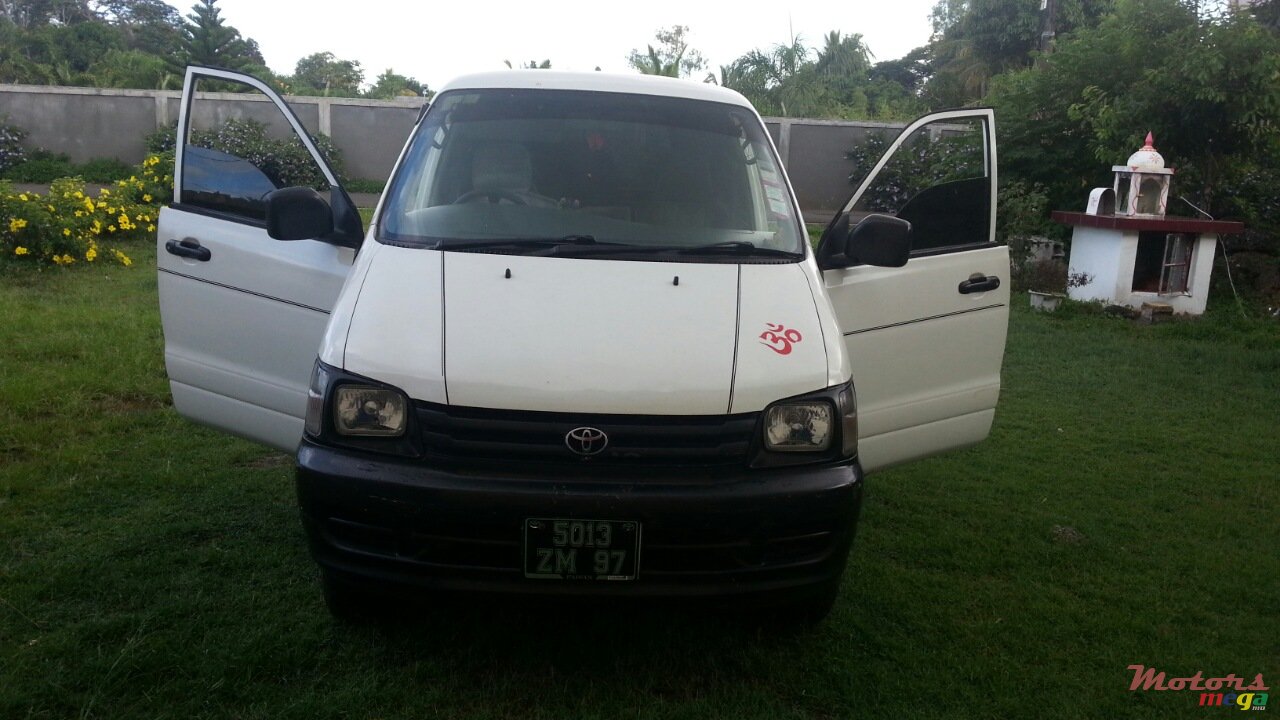 1997' Toyota Town Ace photo #1