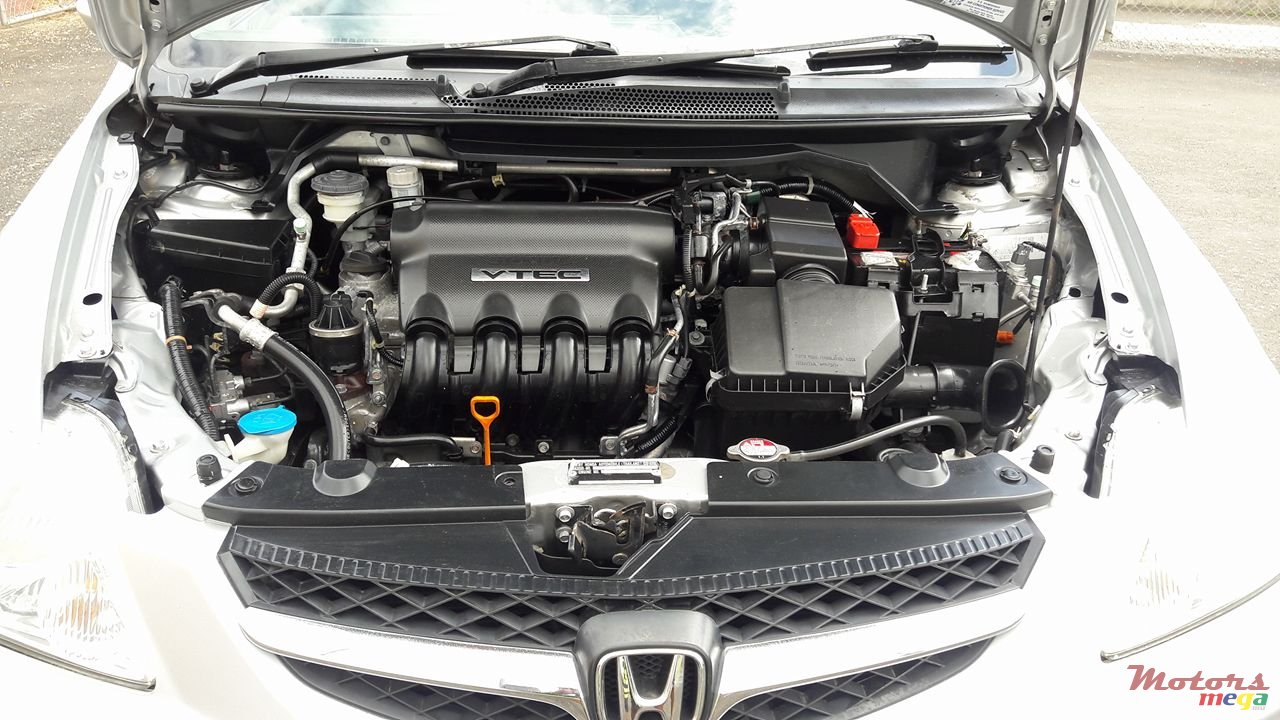 2007' Honda City photo #2