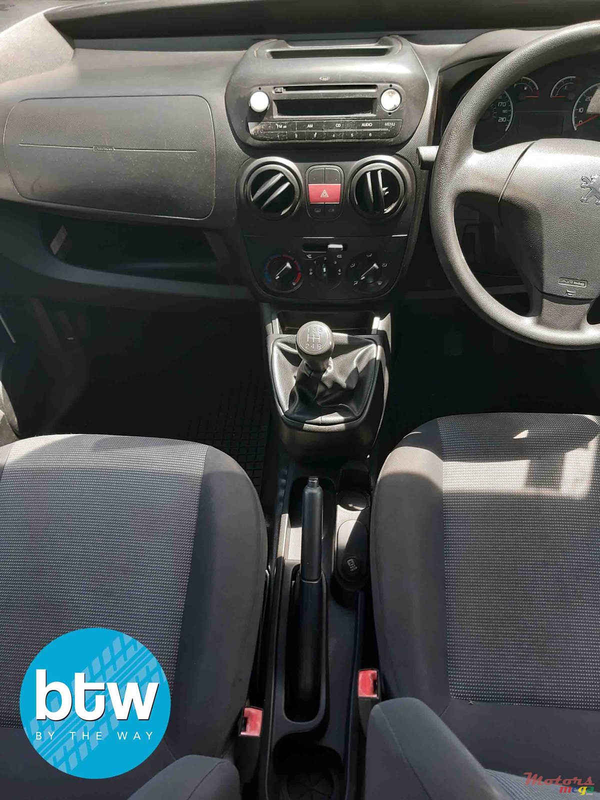 2012' Peugeot Bipper photo #6