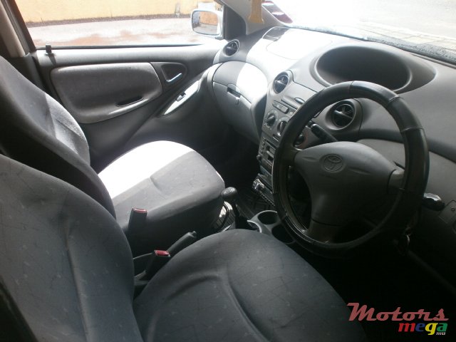 2000' Toyota Vitz vitz local photo #4