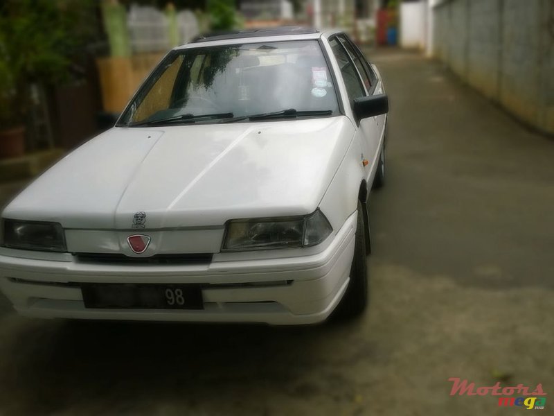 1998' Proton Saga photo #1