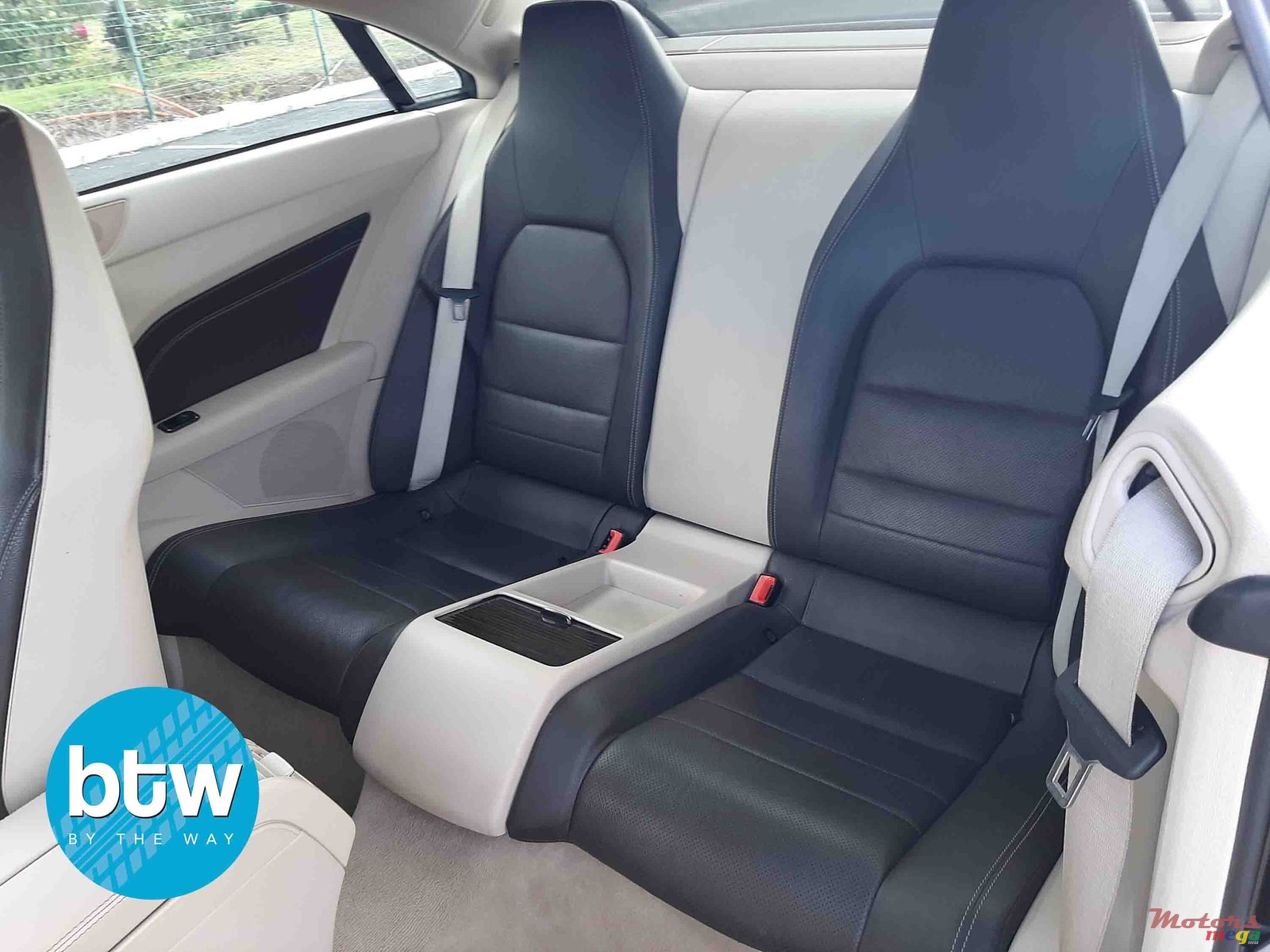 2014' Mercedes-Benz E-Class photo #4