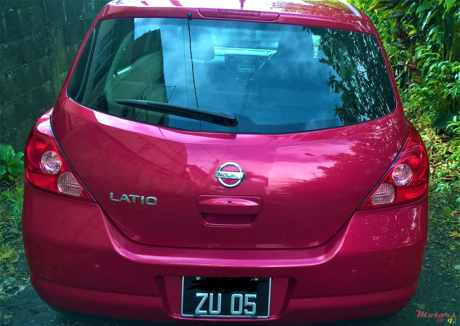 2005' Nissan Tiida photo #3