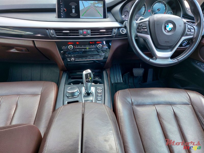 2017' BMW X5 photo #5