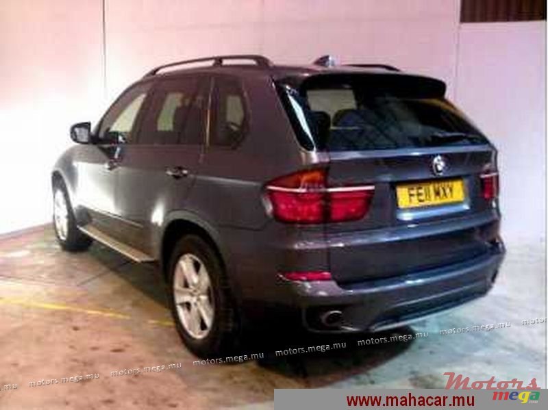 2011' BMW X5 photo #5