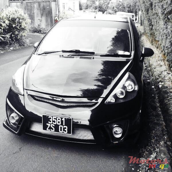 2003' Honda Jazz photo #1