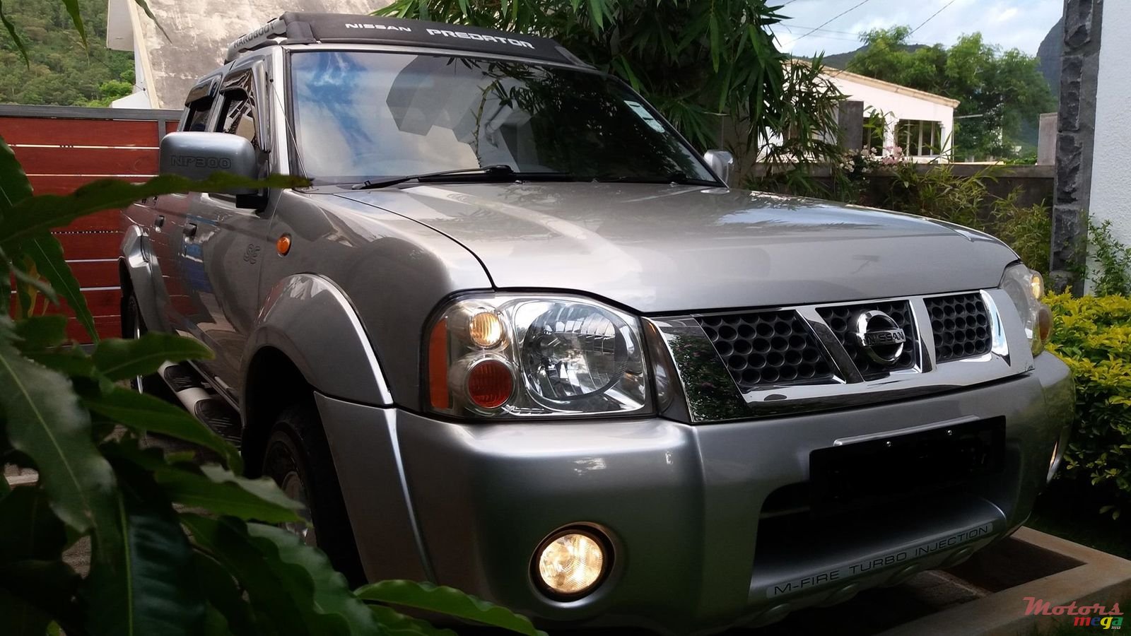 2007' Nissan Hardbody photo #1