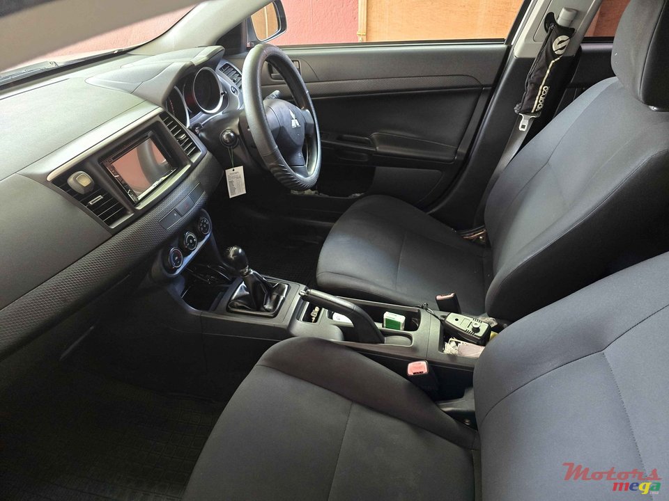 2013' Mitsubishi Lancer photo #5