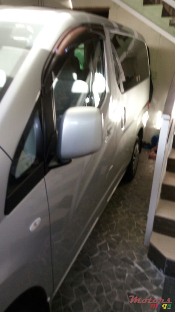 2014' Nissan NV 16x2r photo #2