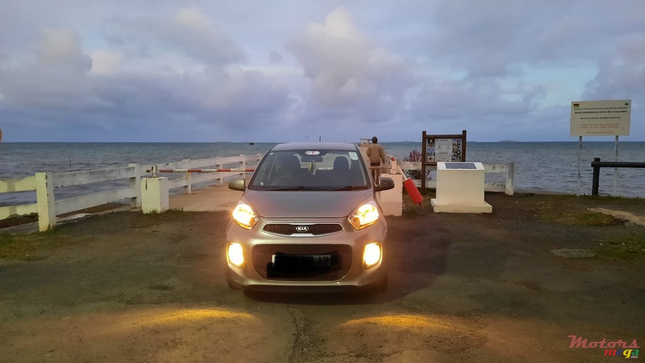 2017' Kia Picanto photo #6