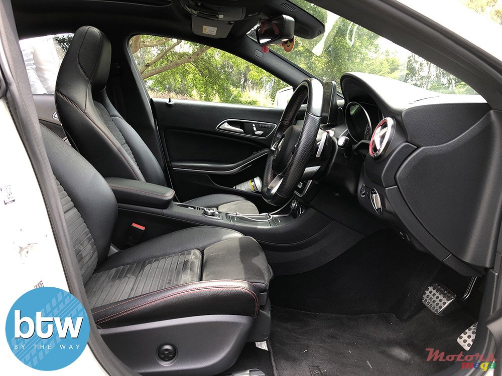 2017' Mercedes-Benz CLA 180 AMG photo #7