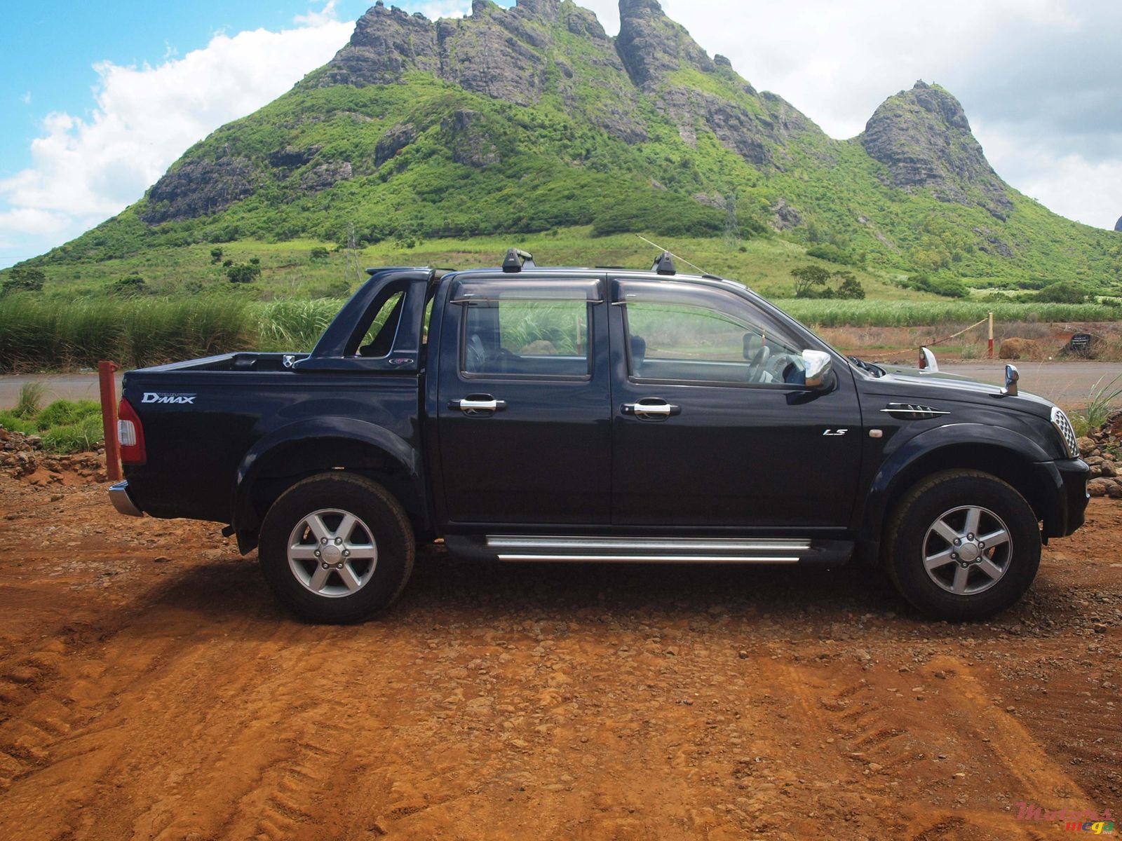 2005' Isuzu D-Max photo #6