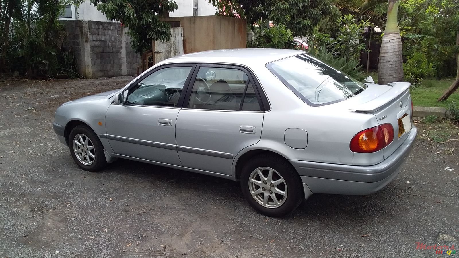1997' Toyota Corolla photo #1