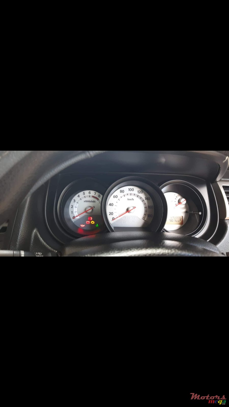 2008' Nissan Tiida sedan photo #1