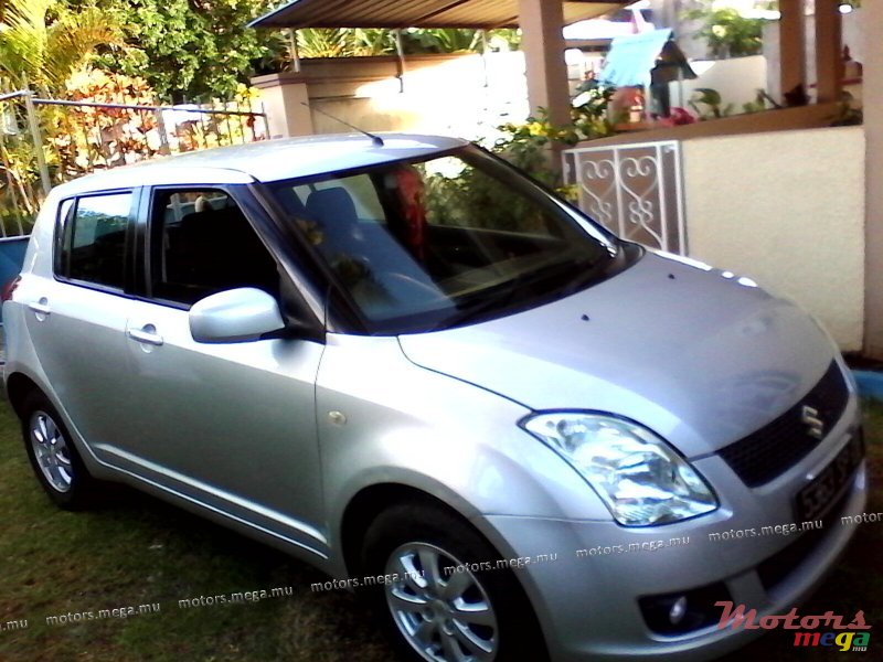 2008' Suzuki ZXI photo #1