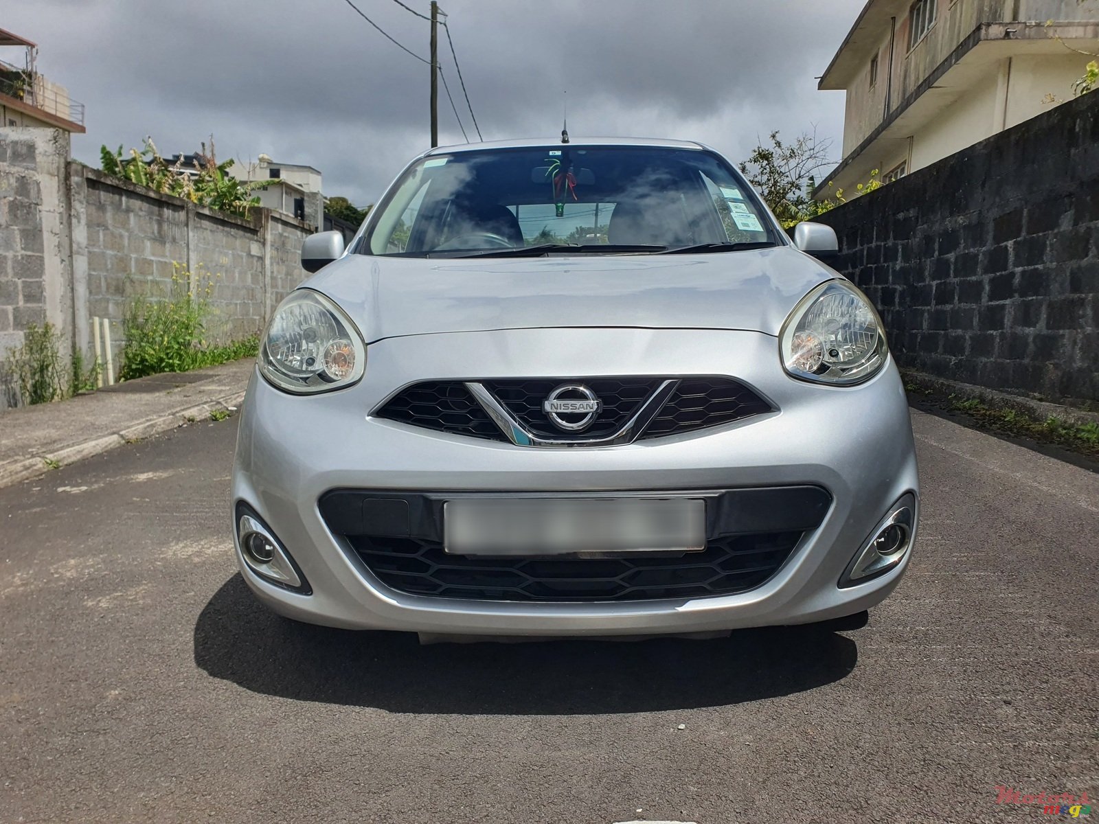 2015' Nissan March photo #1