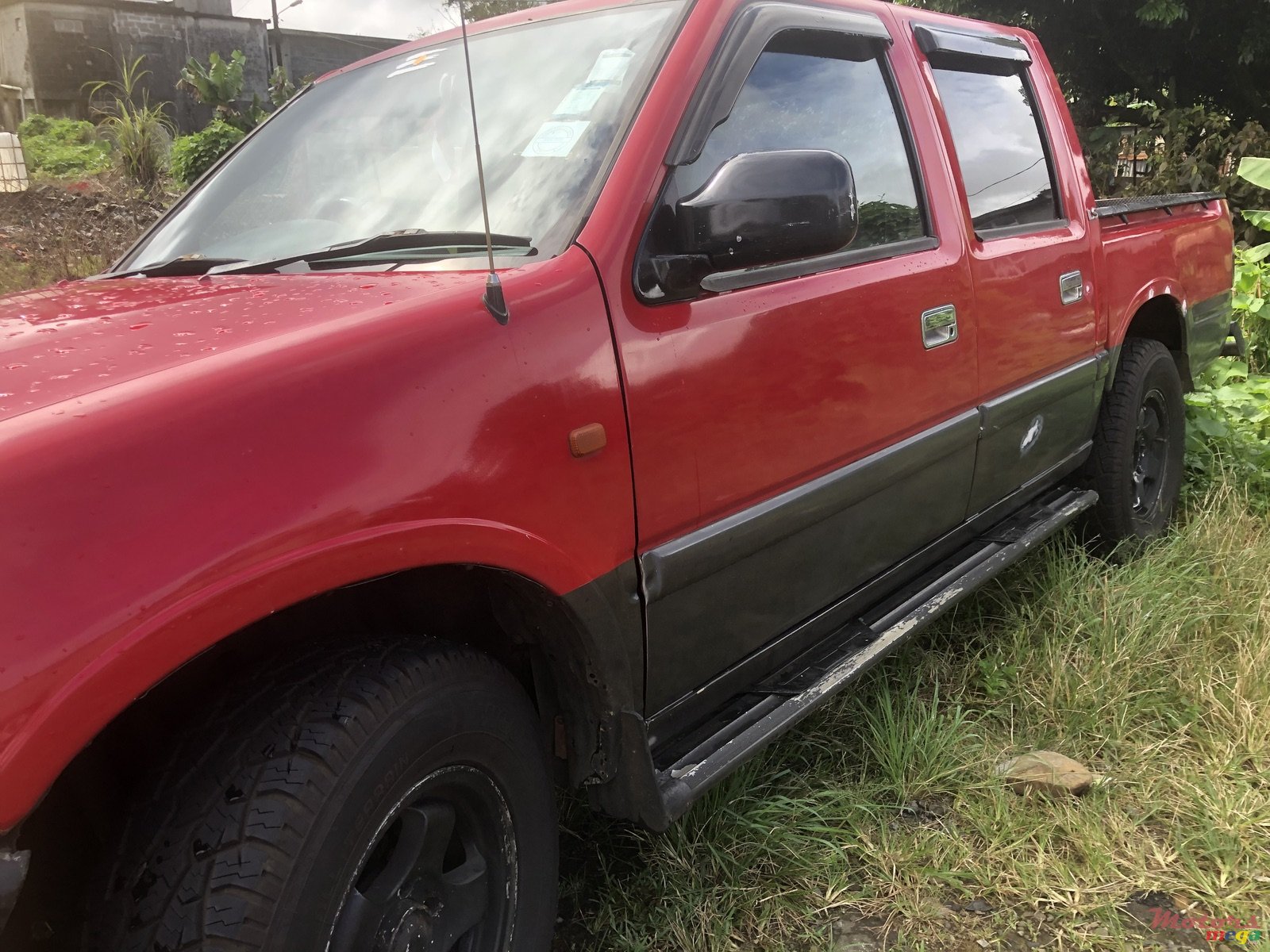 2000' Isuzu No photo #4