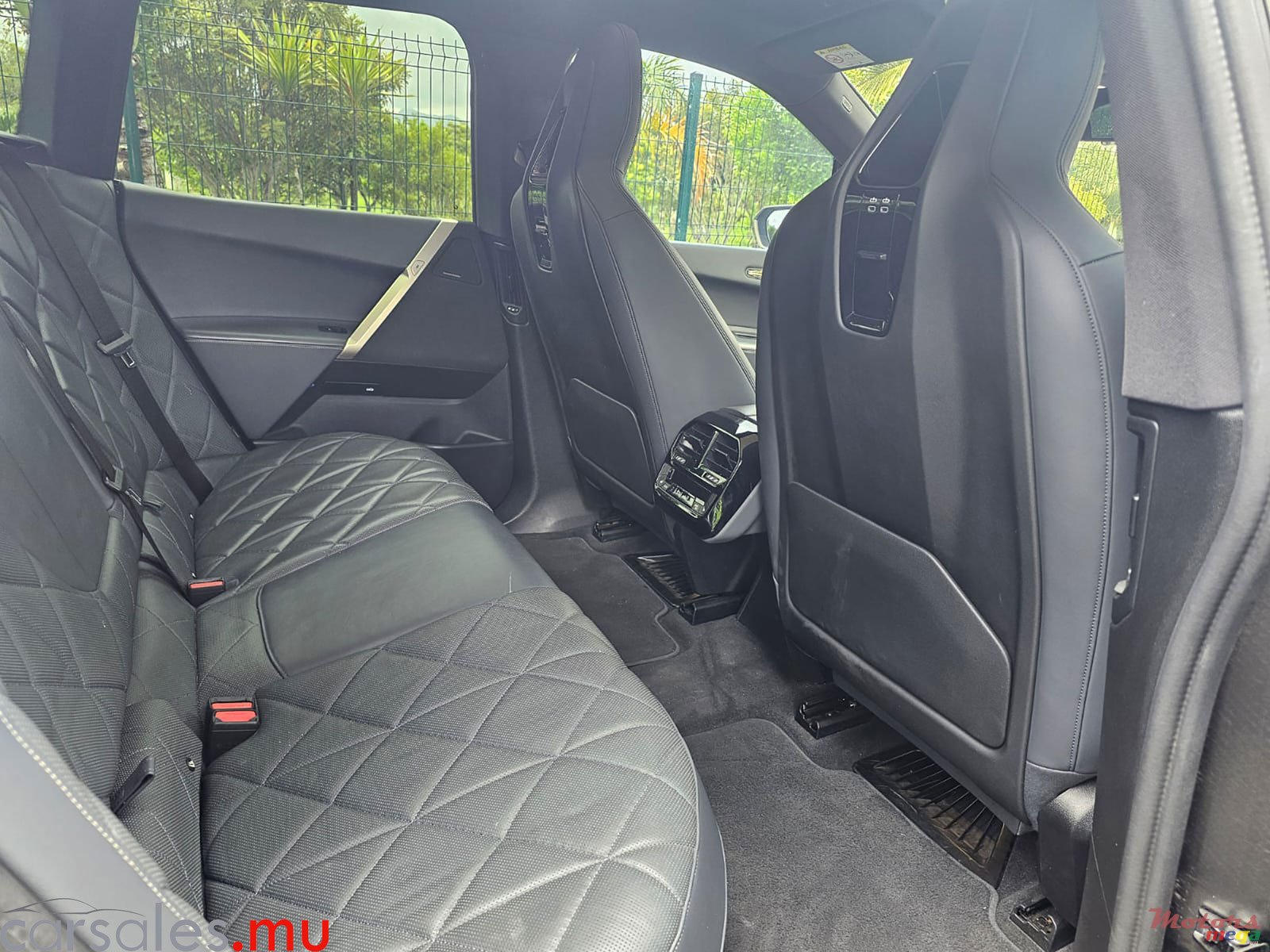 2022' BMW iX XDrive 40 MSport Edition 240Kw photo #7