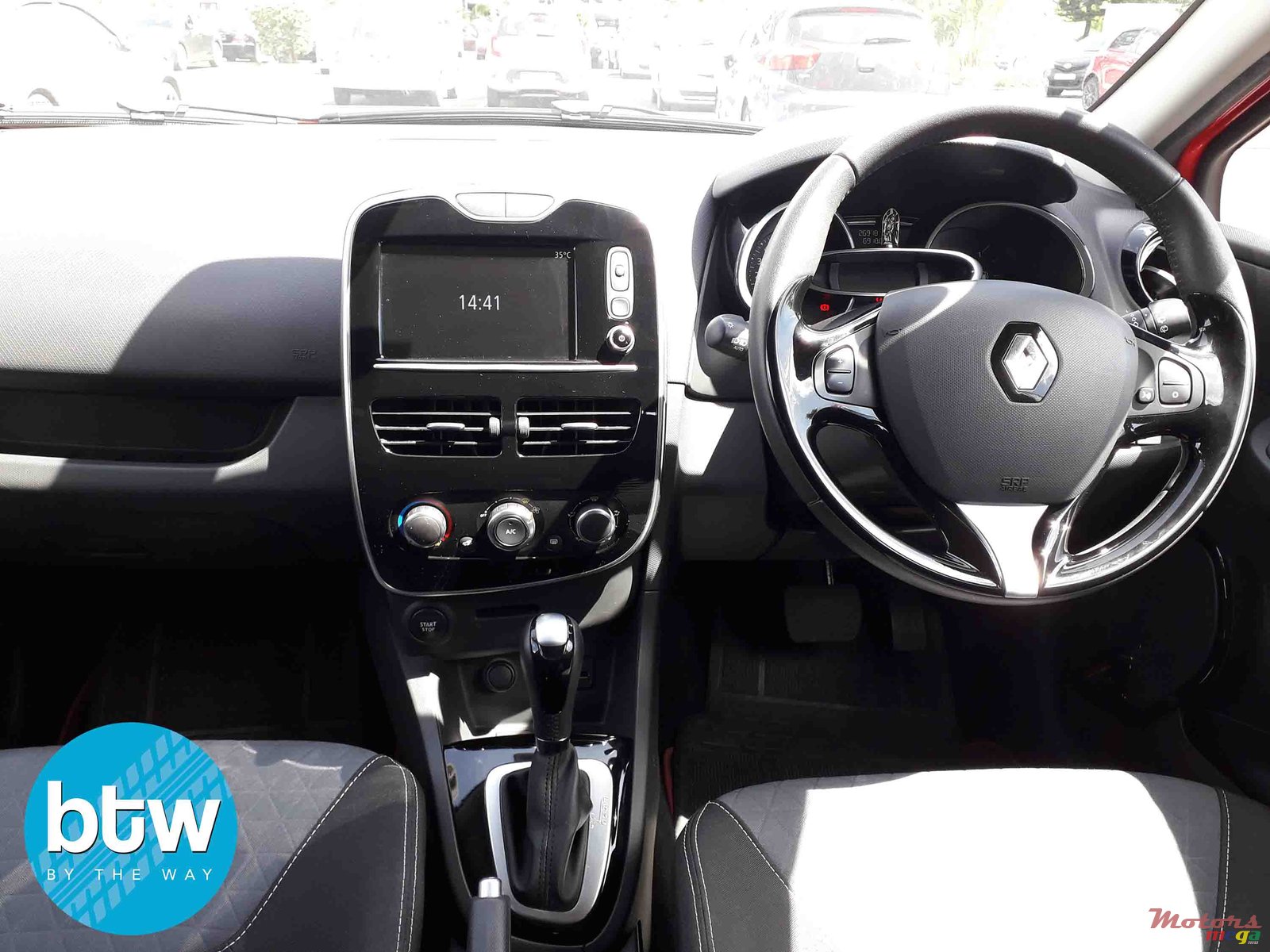 2016' Renault Clio Turbo - Automatic photo #5