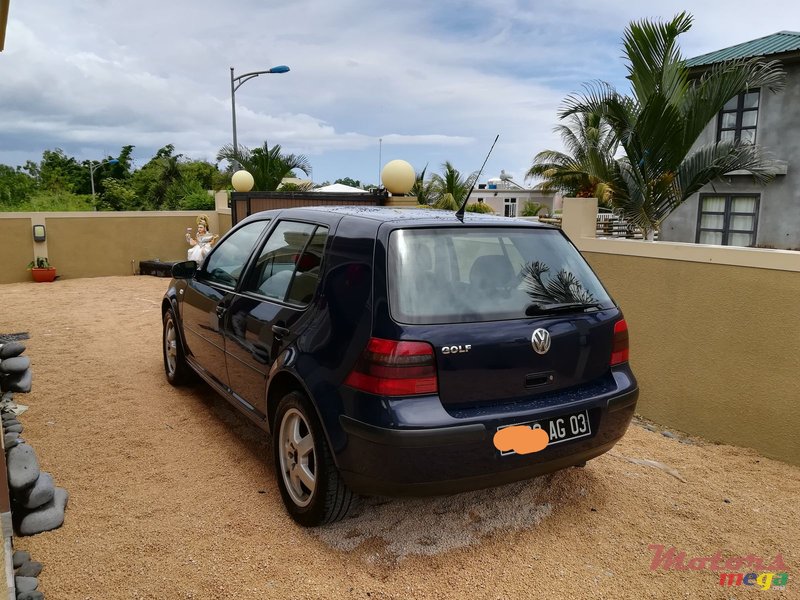 2003' Volkswagen Golf IV photo #1