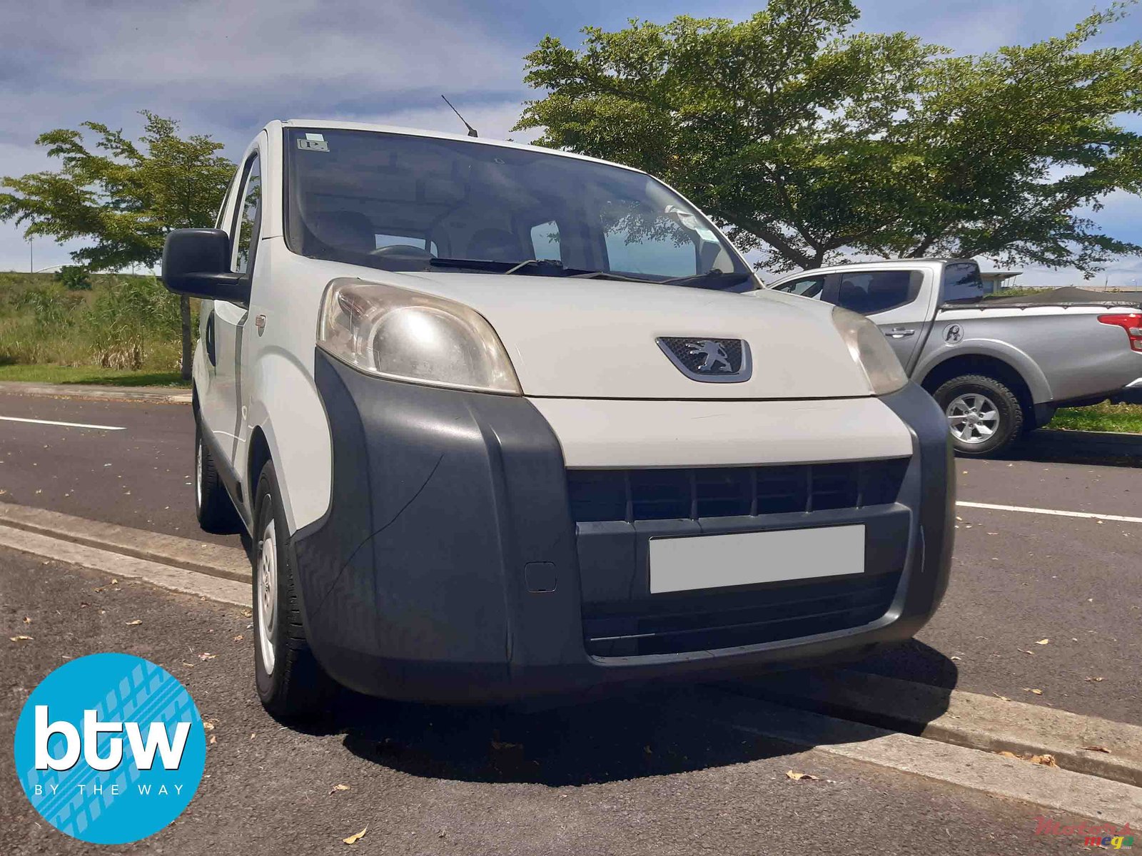 2012' Peugeot Bipper photo #1