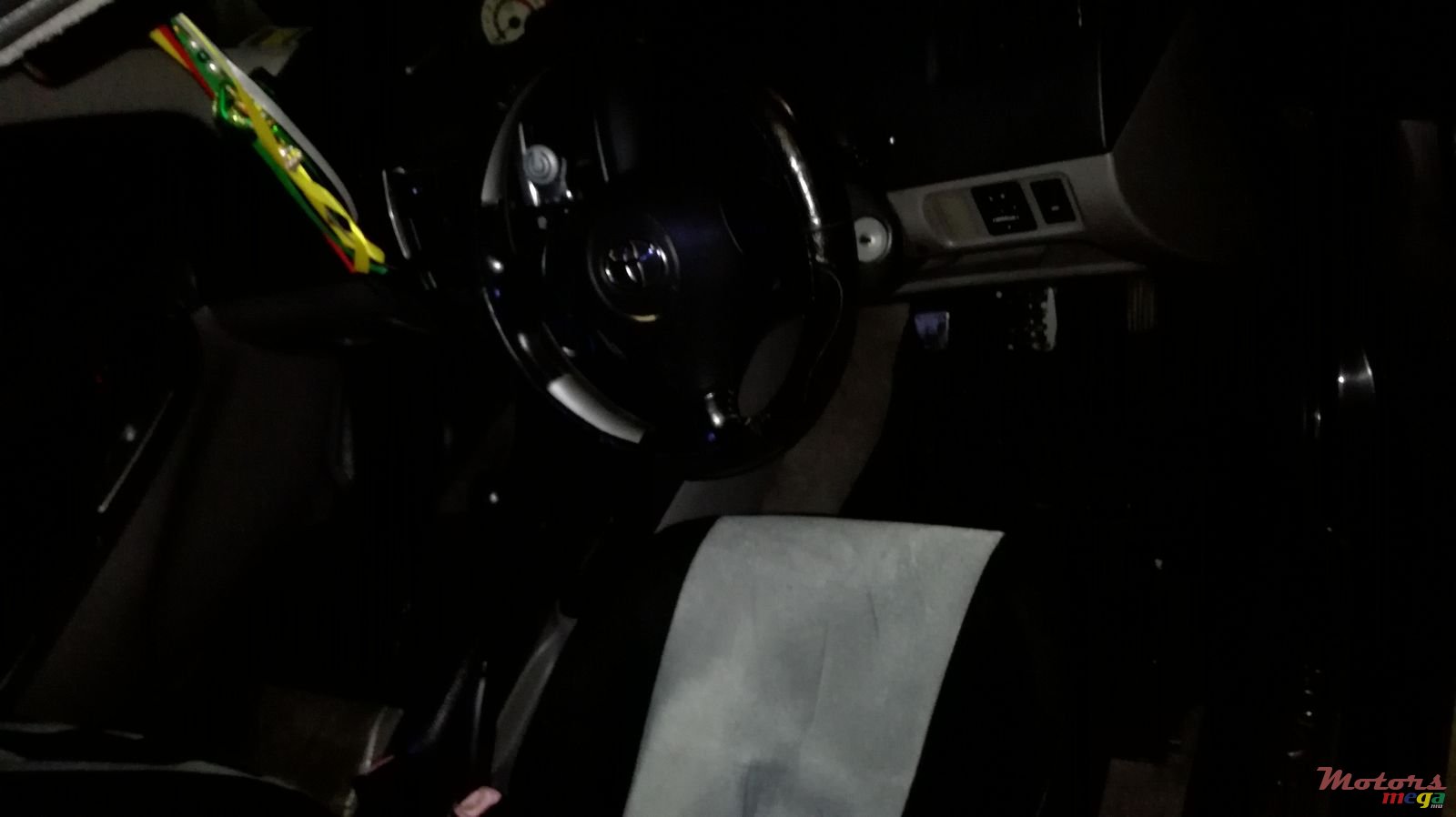 2005' Toyota Vios photo #3