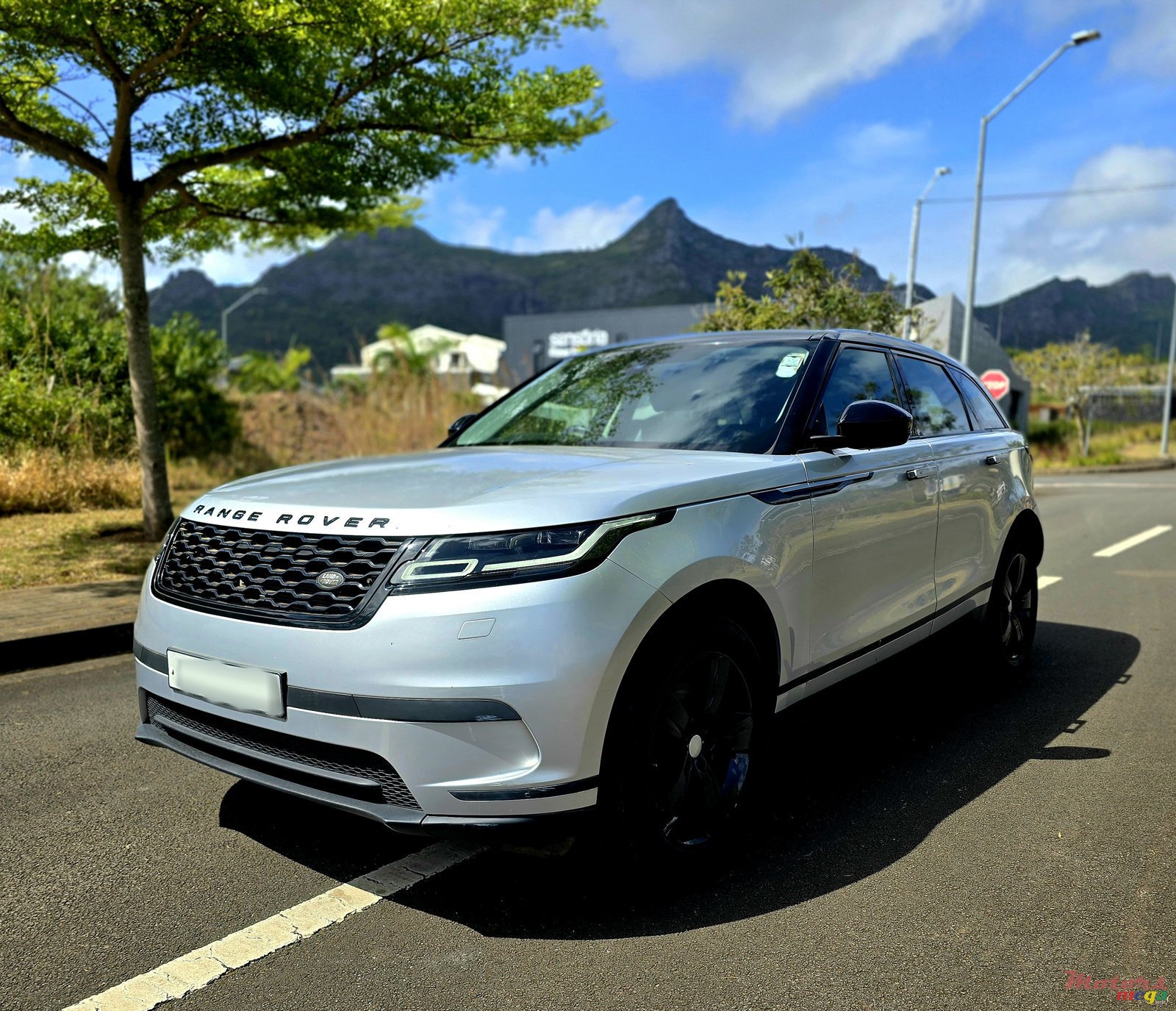 2018' Rover Range Rover Velar photo #2