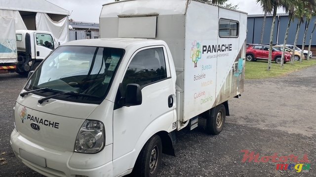 2011' Kia Including Hard Body photo #1